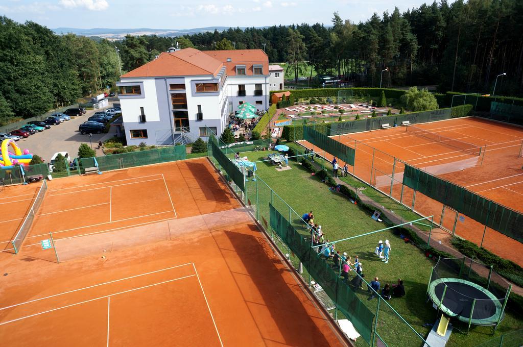 Hotel Sport Zruc Экстерьер фото