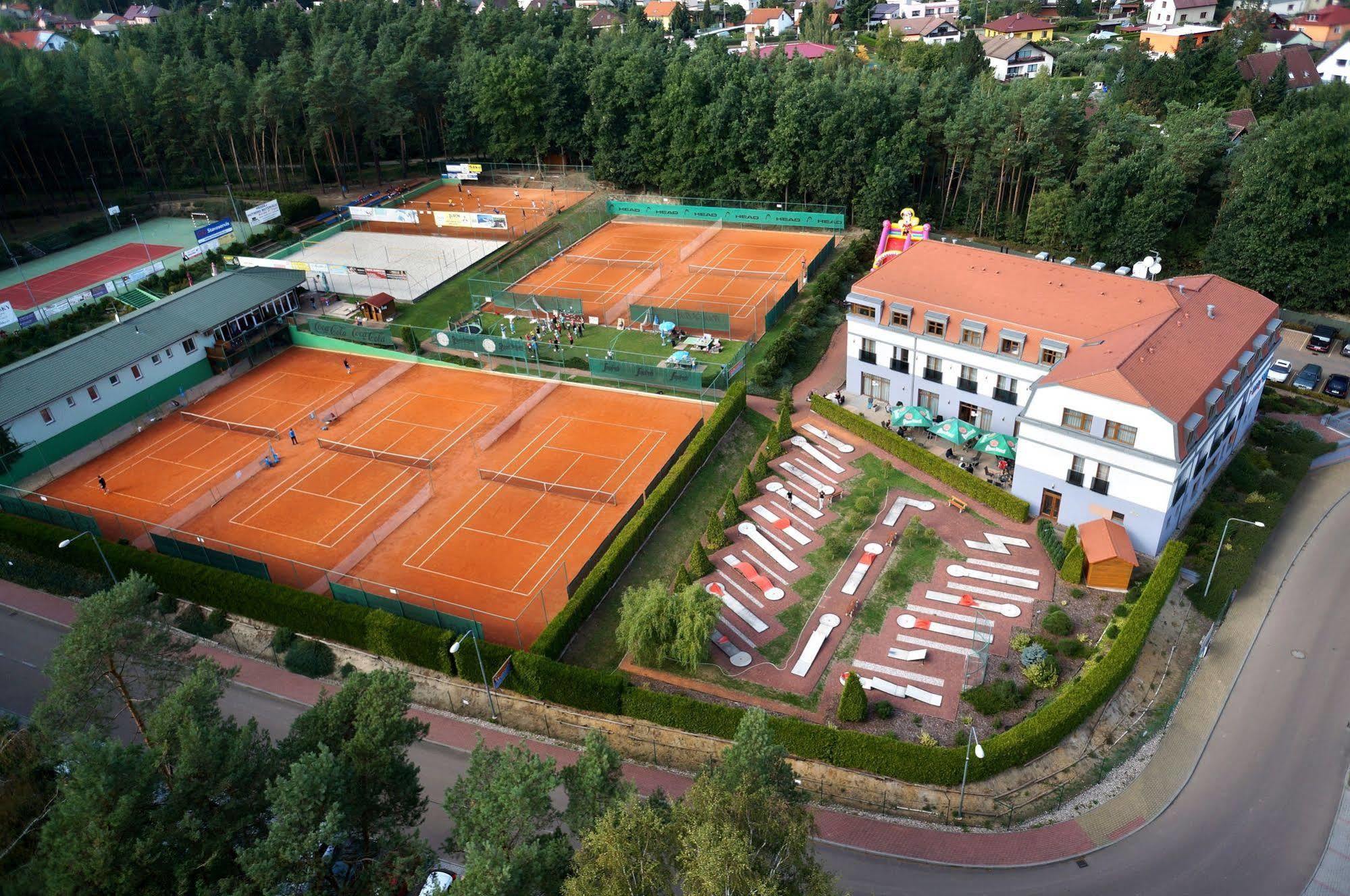 Hotel Sport Zruc Экстерьер фото